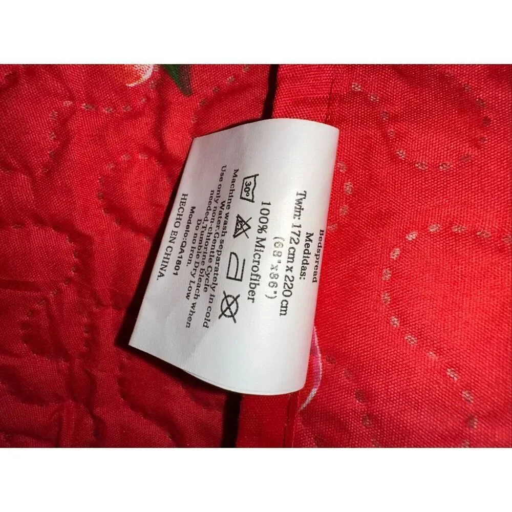 Jessy Home Red Santa Claus Christmas Bedspread Quilt Twin Pillow Shams 68 x 86 n